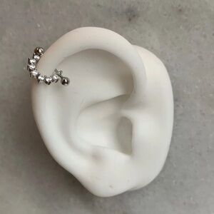 COPY - Crystal Micro-Inlaid U-Shaped Bar Cartilage Earring